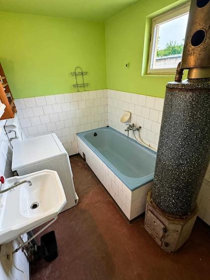 Casă cu 4 camere în Felnac
