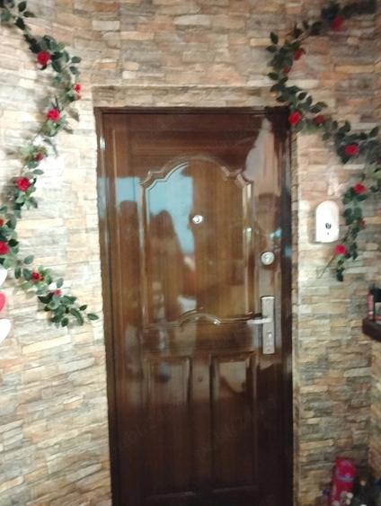 Apartament cu 3 camere decomandat în Feldioara