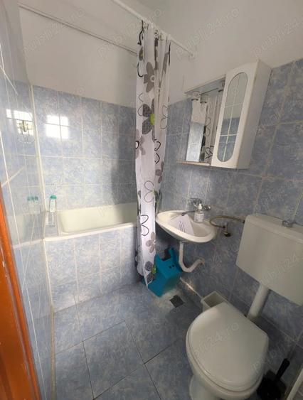 Apartament cu 2 camere semidecomandat în Romană