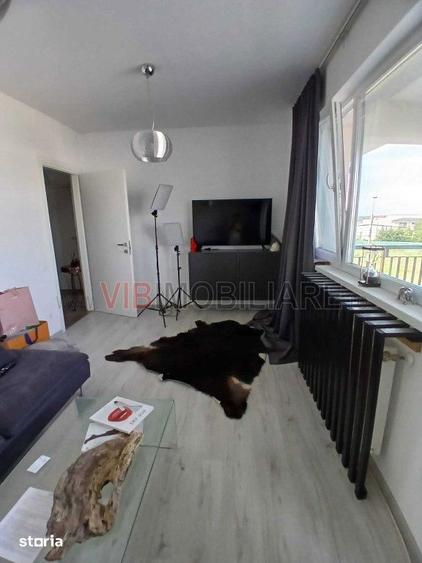 Apartament cu 2 camere decomandat, mobilat în Central