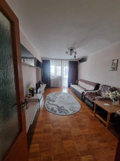 Apartament cu 2 camere decomandat în Unirii