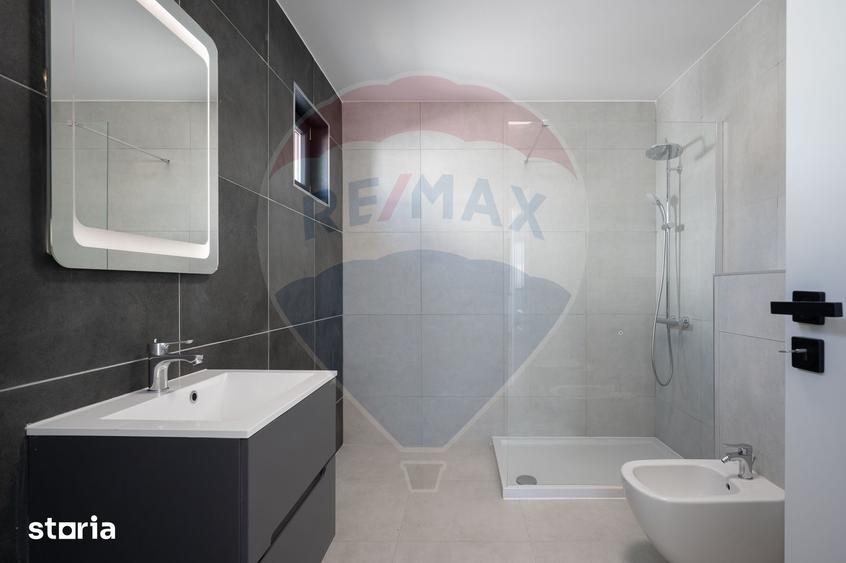 Casă cu 5 camere cu Teren 507 Mp în Cernica