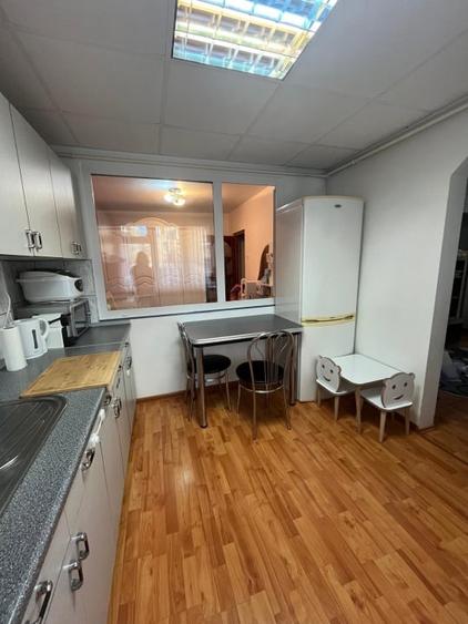 Apartament cu 3 camere decomandat, mobilat în Bogdan Vodă