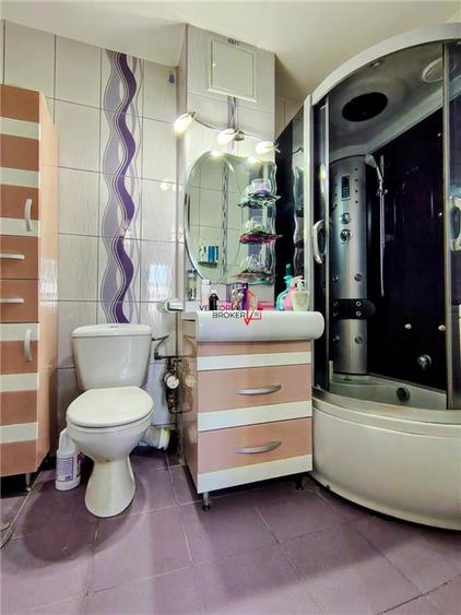 Apartament cu 2 camere decomandat în Titan