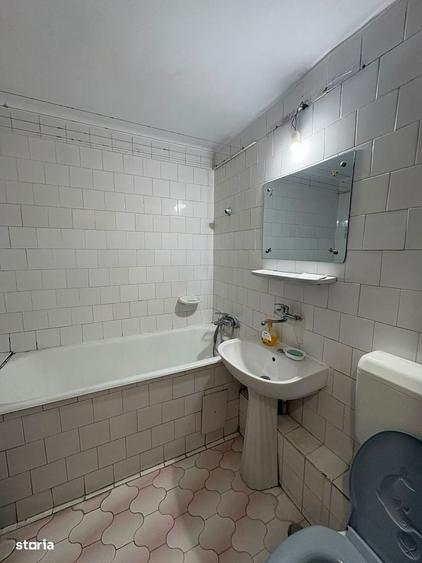 Apartament cu 2 camere decomandat în Crângași