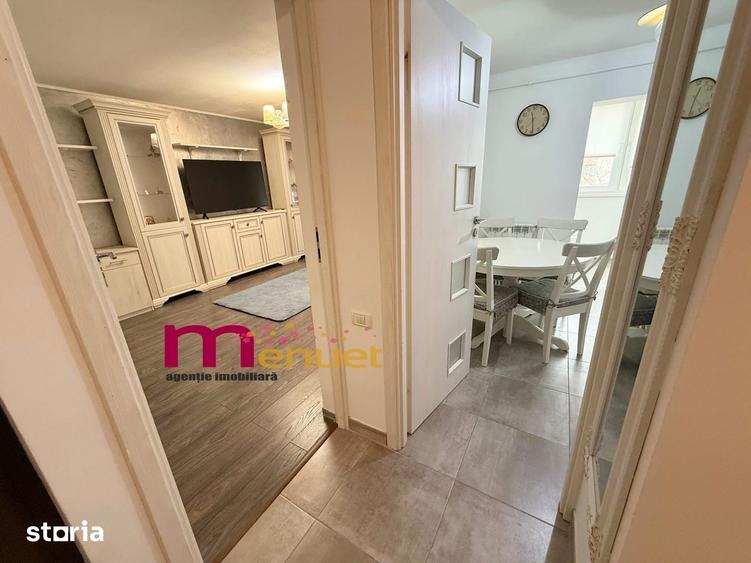 Apartament cu 2 camere decomandat în E3