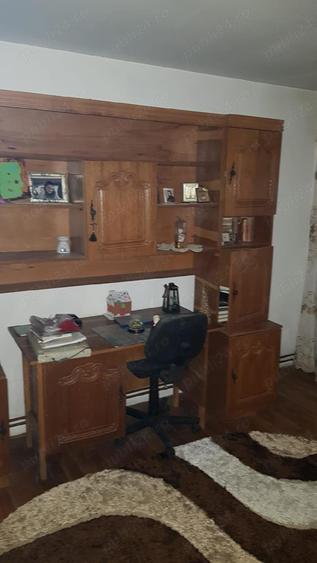 Apartament cu 3 camere decomandat în Oravița
