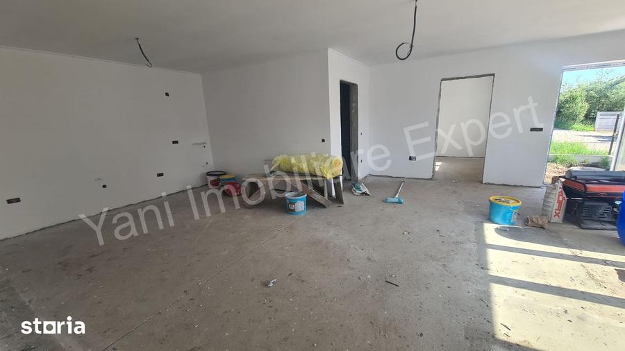 Casă cu 3 camere cu Teren 251 Mp în Central