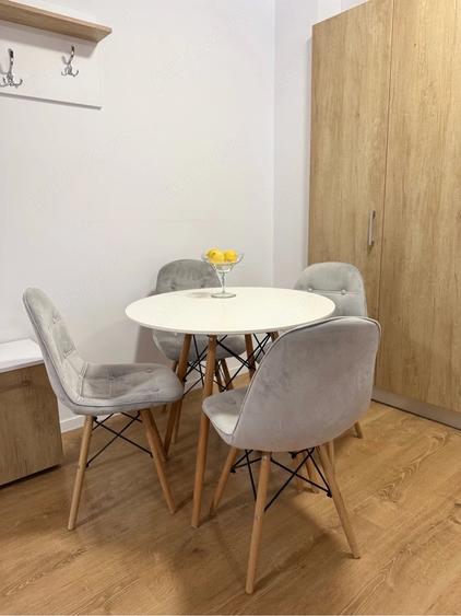 Apartament cu 2 camere nedecomandat în Torontalului