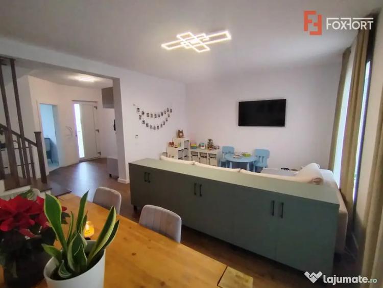 Casă cu 4 camere cu Teren 250 Mp în Giroc