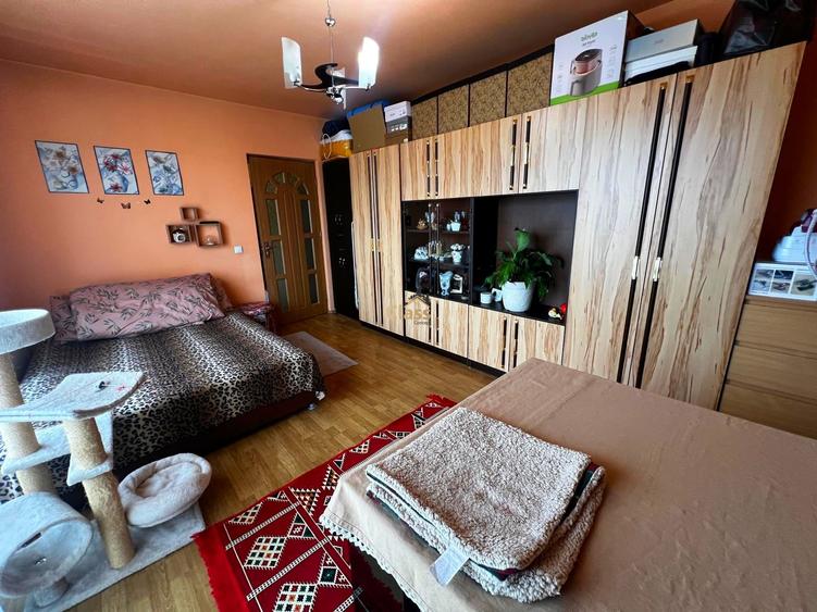 Garsonieră decomandată, mobilată în Baciu