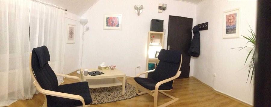 Apartament cu 2 camere semidecomandat, mobilat în Beller