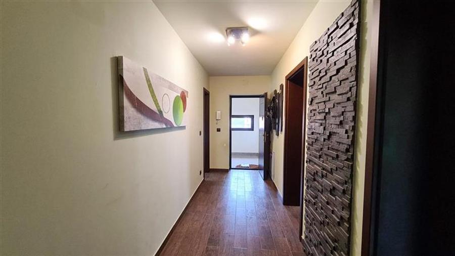 Apartament cu 3 camere decomandat în Blașcovici