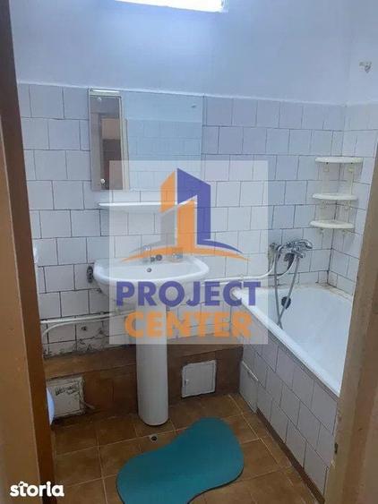 Garsonieră decomandată în Craiovei
