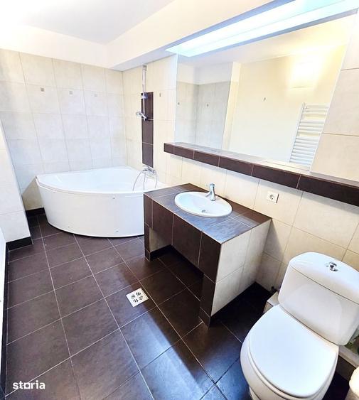 Apartament cu 4 camere decomandat în Herăstrău