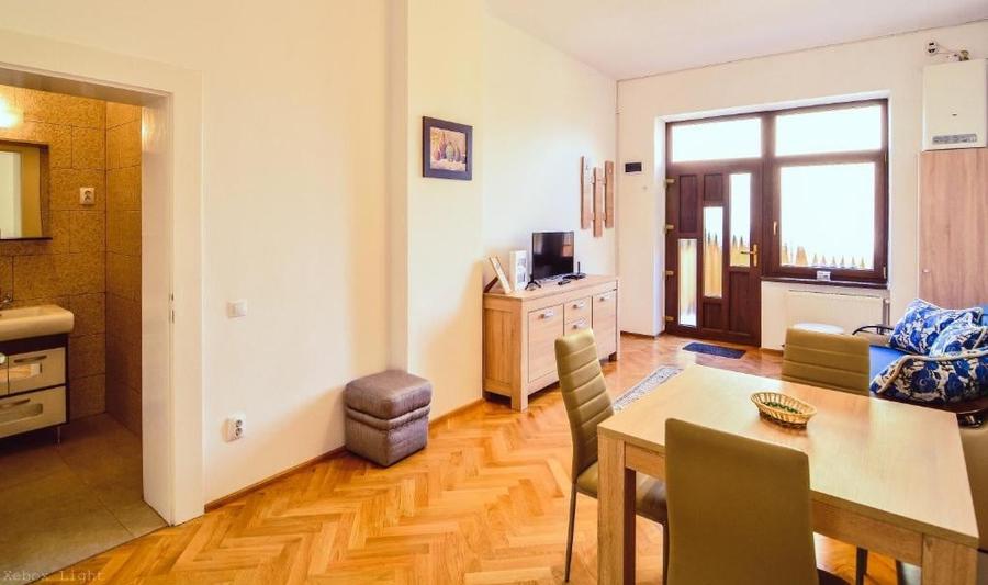 Apartament cu 2 camere, mobilat în Ultracentral