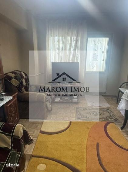 Apartament cu 3 camere decomandat în Rahova
