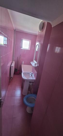 Apartament cu 2 camere nedecomandat în 1 Mai