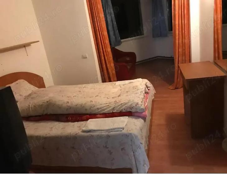 Casă cu 6 camere în Băile Herculane