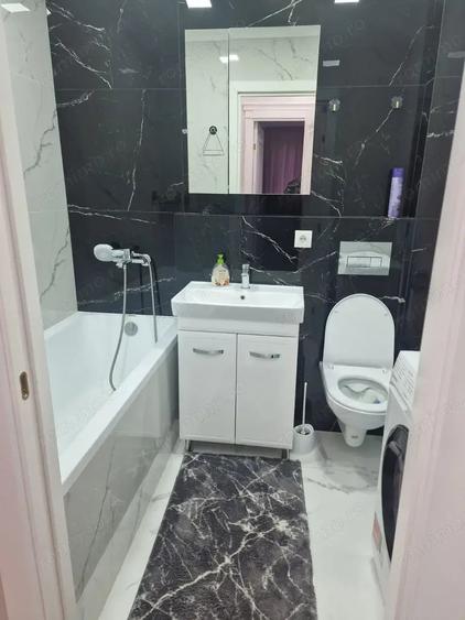 Garsonieră decomandată în Tineretului