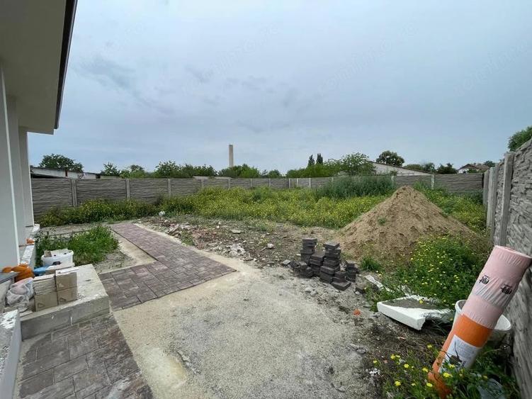 Casă cu 3 camere cu Teren 510 Mp în Giarmata