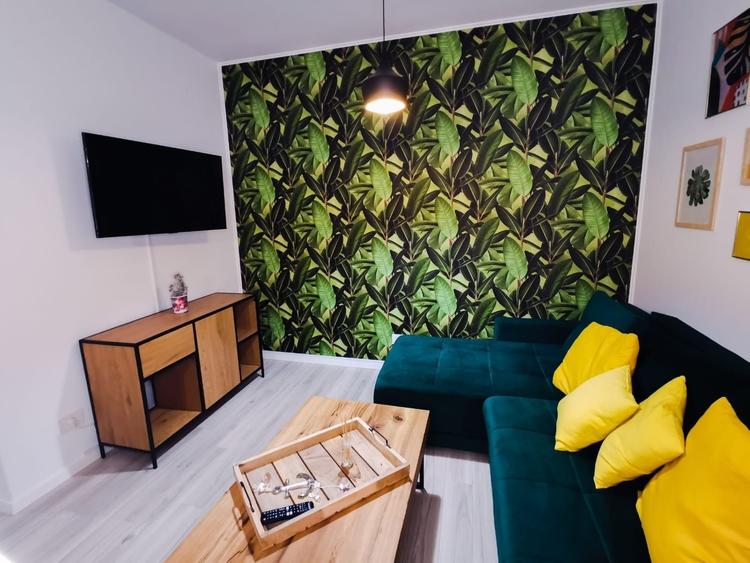 Inchiriez apartament doua camere cu loc de parcare Prima Onestilor - 8
