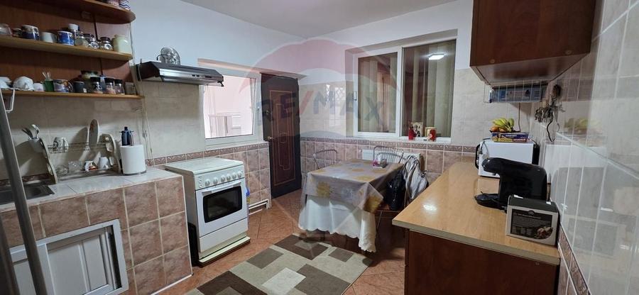 PRET REDUS Vila 453 mp + Domeniu 3156 mp in Gura Ocnitei - 9
