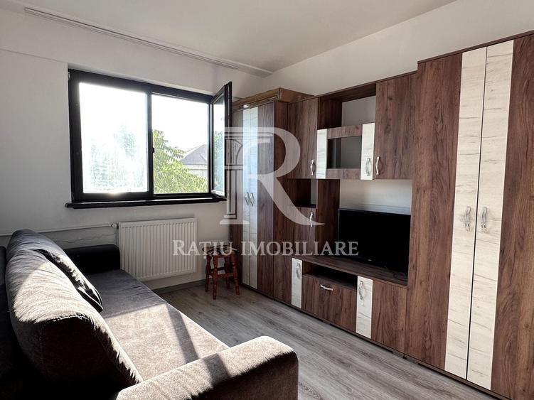Apartament cu 2 camere semidecomandat, mobilat în Nufărul