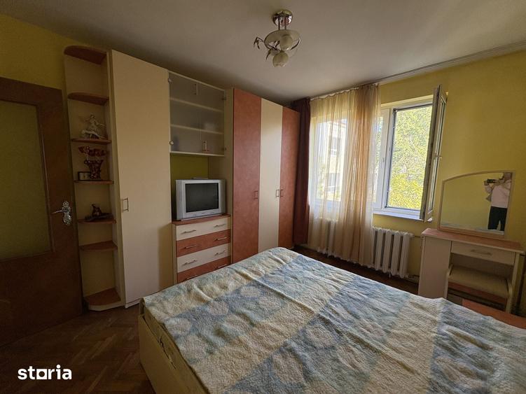 Apartament cu 3 camere în Iosia