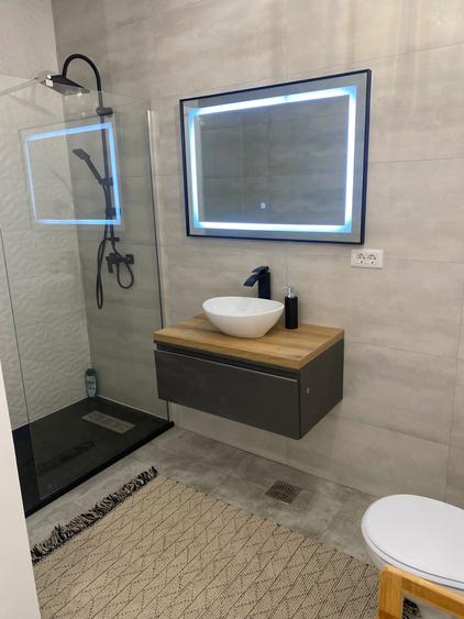 Apartament cu 3 camere decomandat în Nord