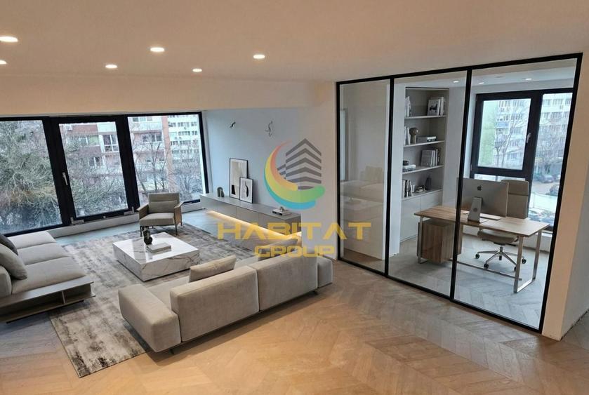 Apartament cu 4 camere decomandat în Cantemir