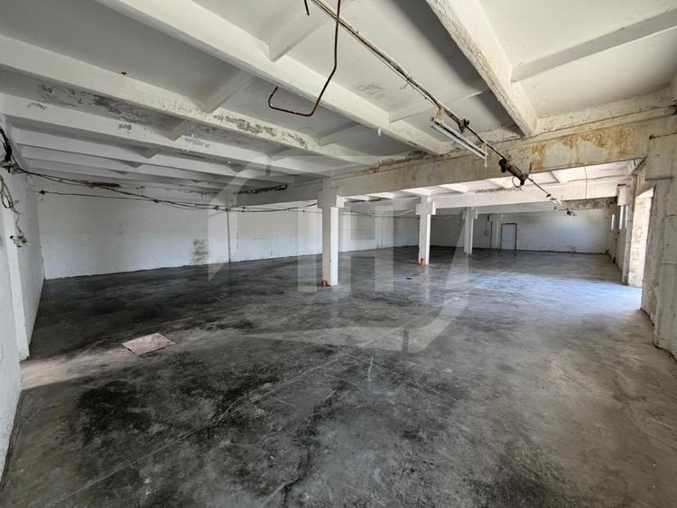 Spațiu industrial, de 300 mp, în Dâmbul Rotund