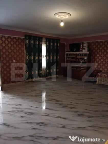 Casă cu 2 camere cu Teren 719 Mp în Valea