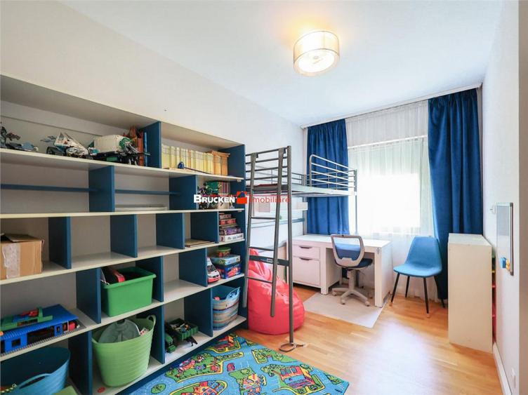 Casă cu 4 camere cu Teren 417 Mp în Dealuri Oradea