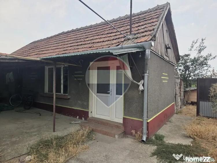 Casă cu 4 camere cu Teren 3196 Mp în Mădăras