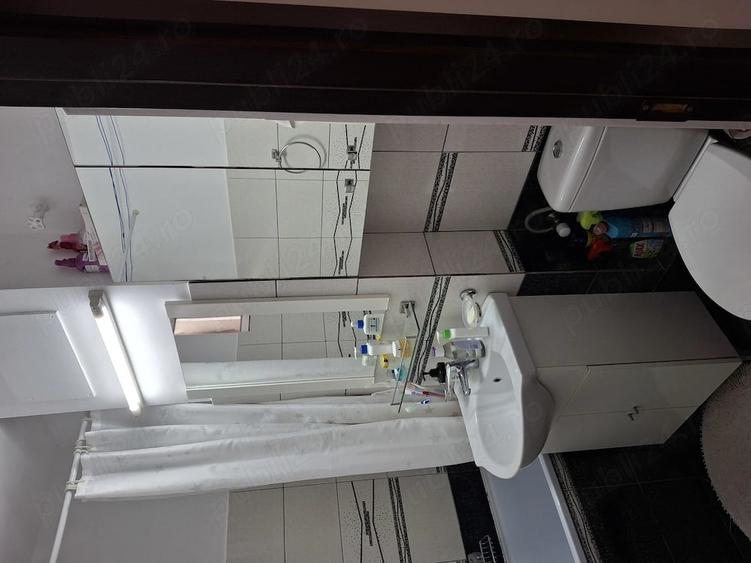 Apartament cu 2 camere decomandat în Petros