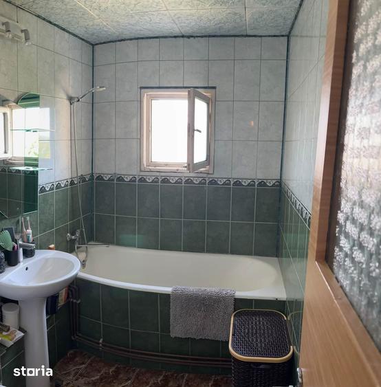 Apartament cu 3 camere în Tudor Vladimirescu