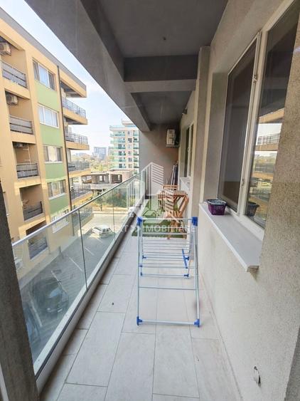Apartament cu 2 camere decomandat, mobilat în Sud
