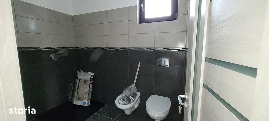 Casă cu 4 camere cu Teren 300 Mp în Cornetu