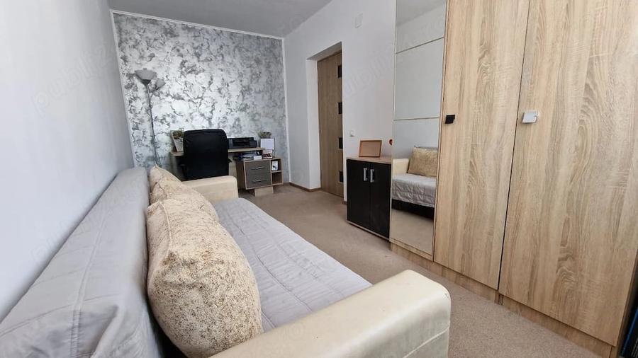 Apartament cu 3 camere decomandat, mobilat în Fetești-Gară