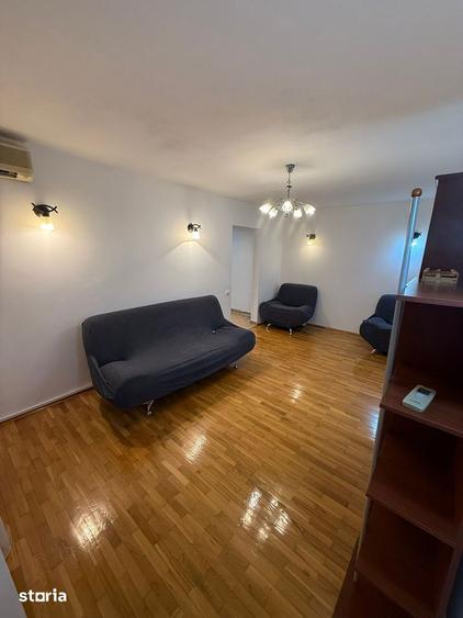 Apartament cu 3 camere în Berceni