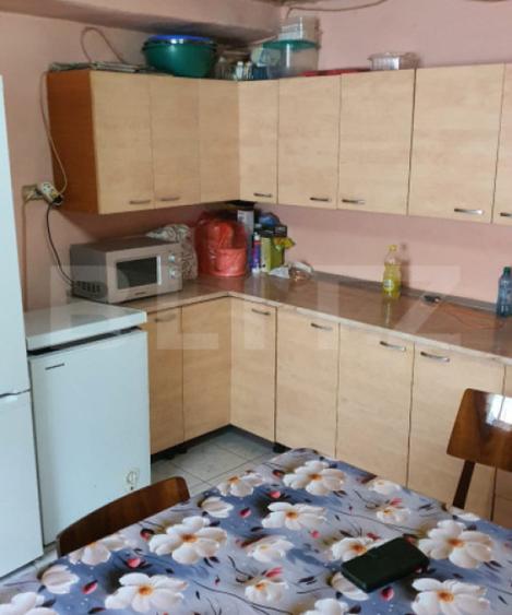 Casă cu 2 camere cu Teren 445 Mp în Piața Centrală