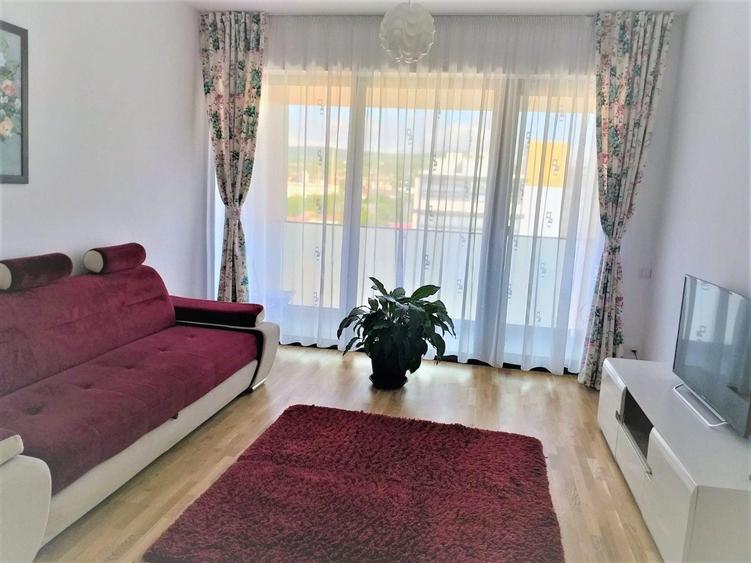 Persoana fizica inchiriez apartament 2 cam decomandate in ansamblul CBC Marasti - 1