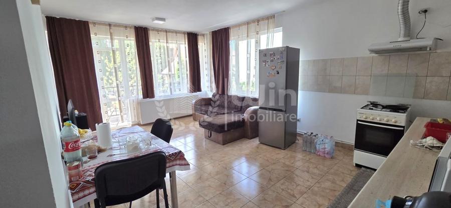 Apartament cu 3 camere semidecomandat, mobilat în Gheorgheni — fotografia 1