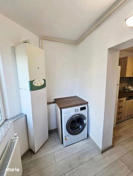Apartament cu 2 camere, mobilat în Delfinariu