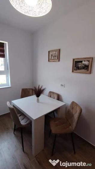PROPRIETAR-inchieiez apartament 2 camere decomandat cu loc de parcare - 2