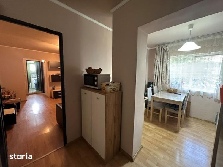 Apartament cu 2 camere semidecomandat în Rogerius