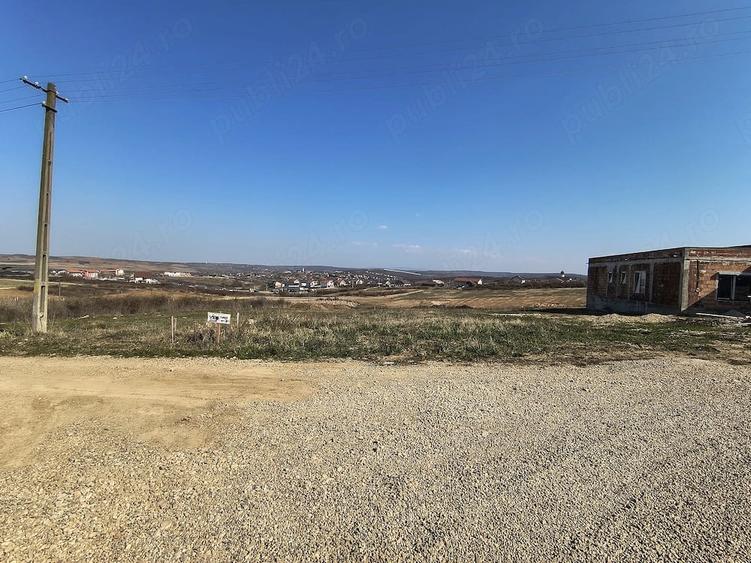 Teren de 1034 mp, în Paleu