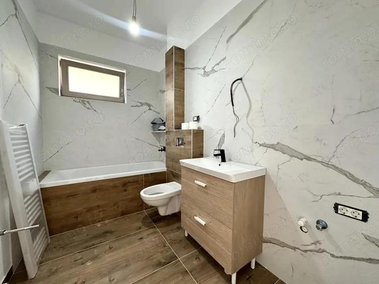 Apartament cu 3 camere decomandat în Remetea Mare