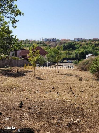 Teren de 1083.57 mp, în Războieni